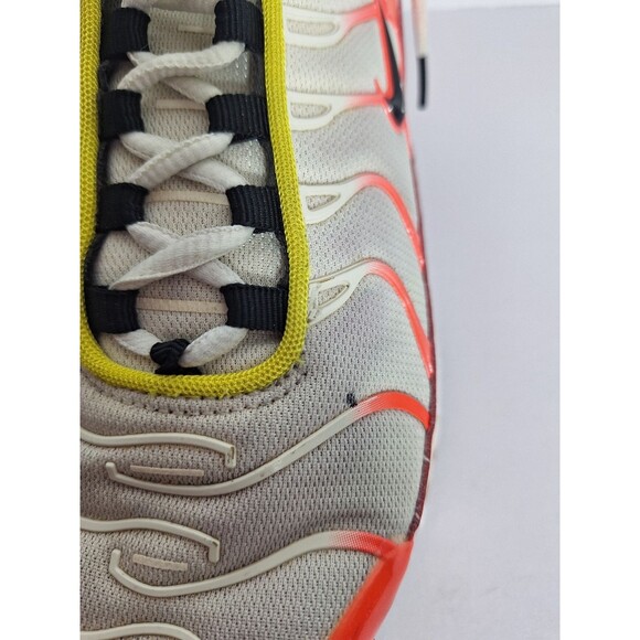 Nike Air Max Plus TN Legend of Her Sneakers Women's Sz 9.5 CU4919-100 2019 - Picture 15 of 16